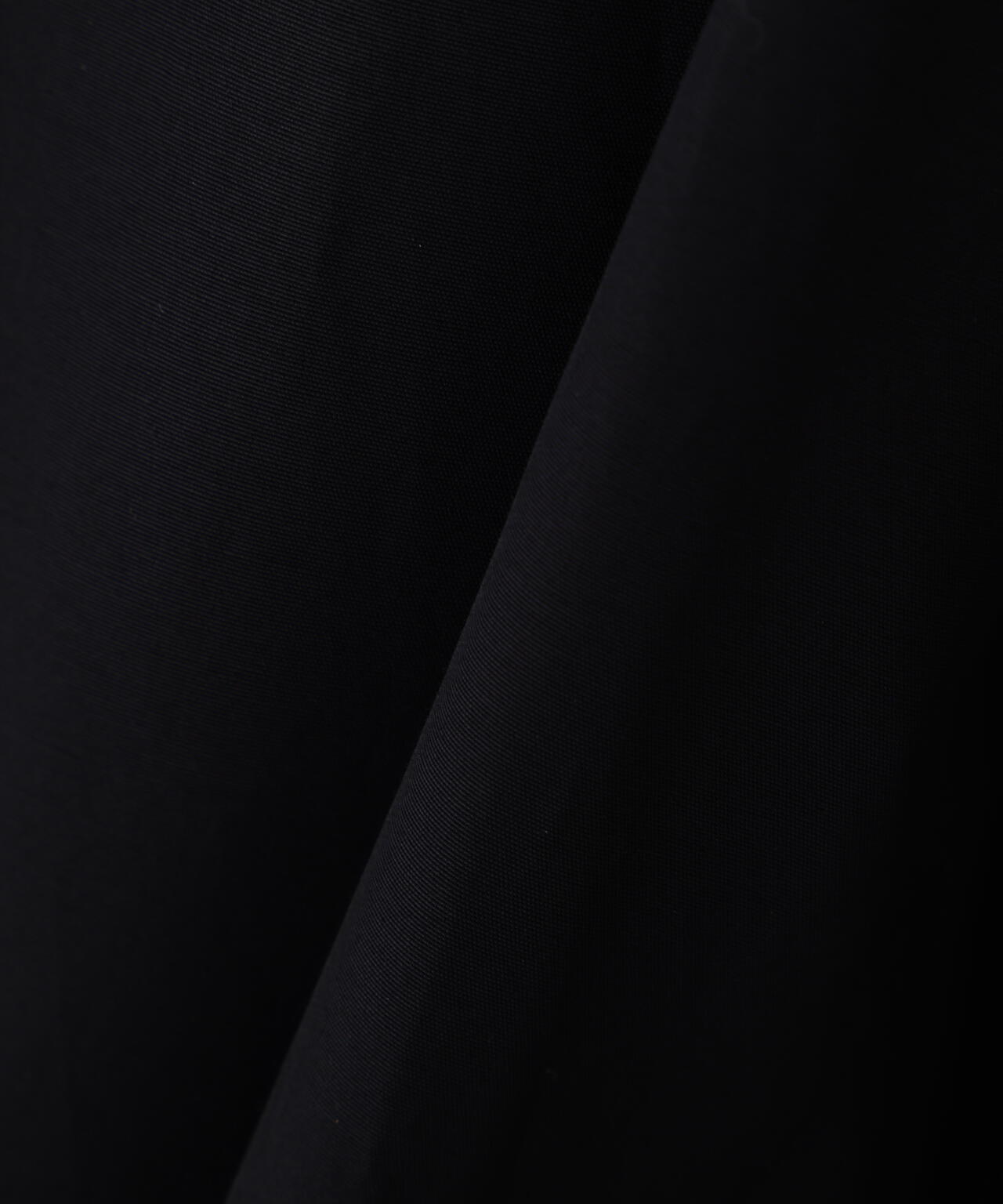 ナイロンダンプスカート