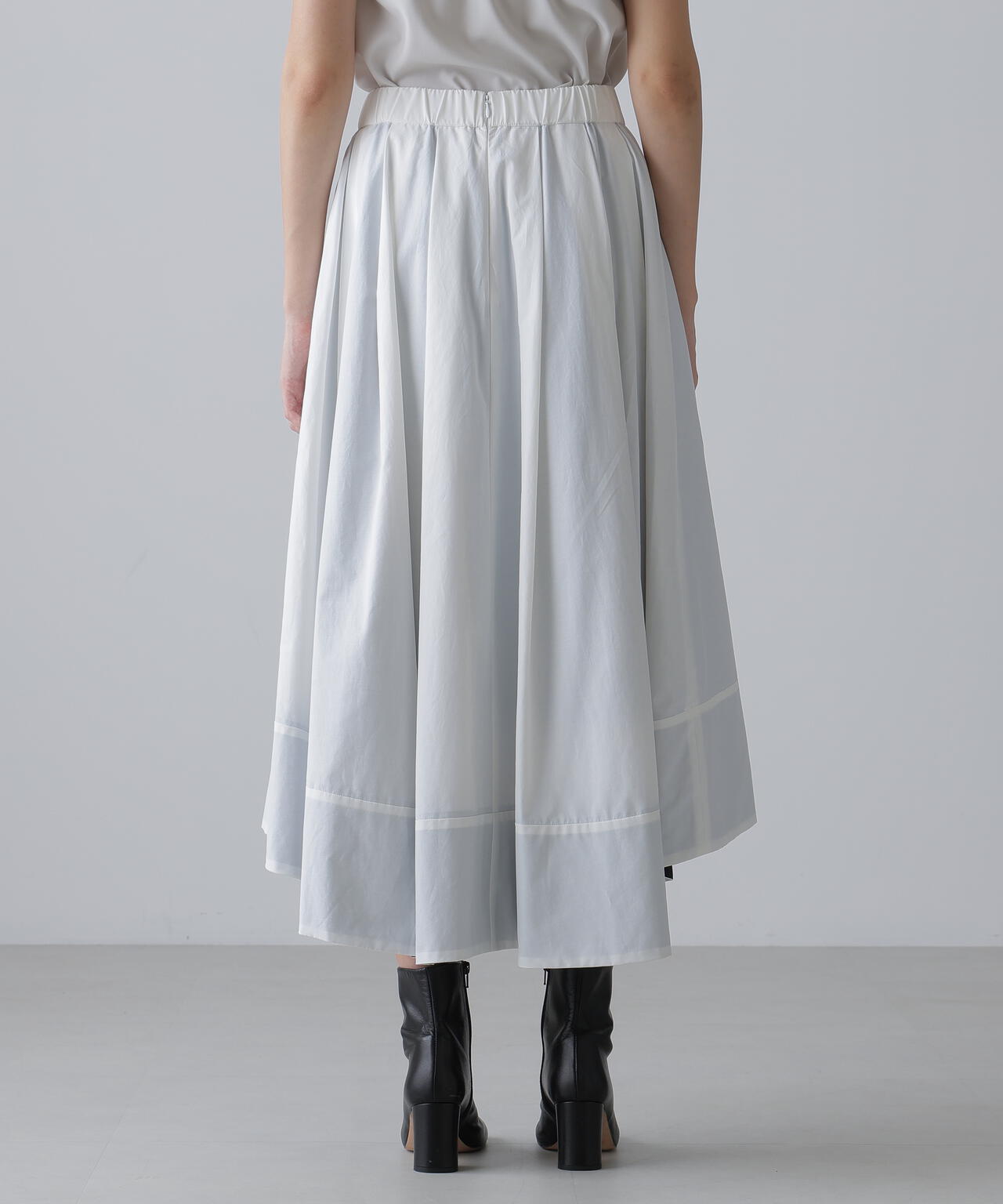 ナイロンダンプスカート