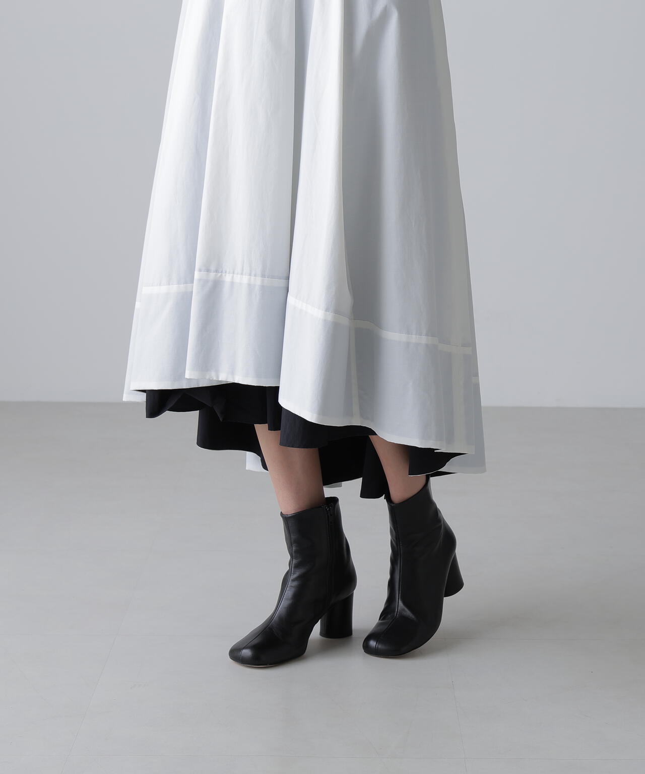 ナイロンダンプスカート