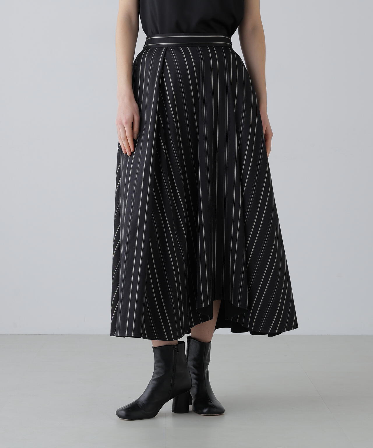 マルチストライプジャガードスカート
