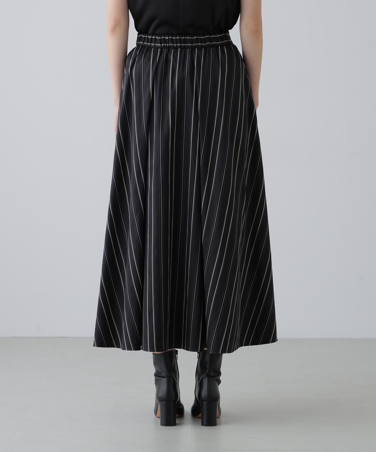 マルチストライプジャガードスカート