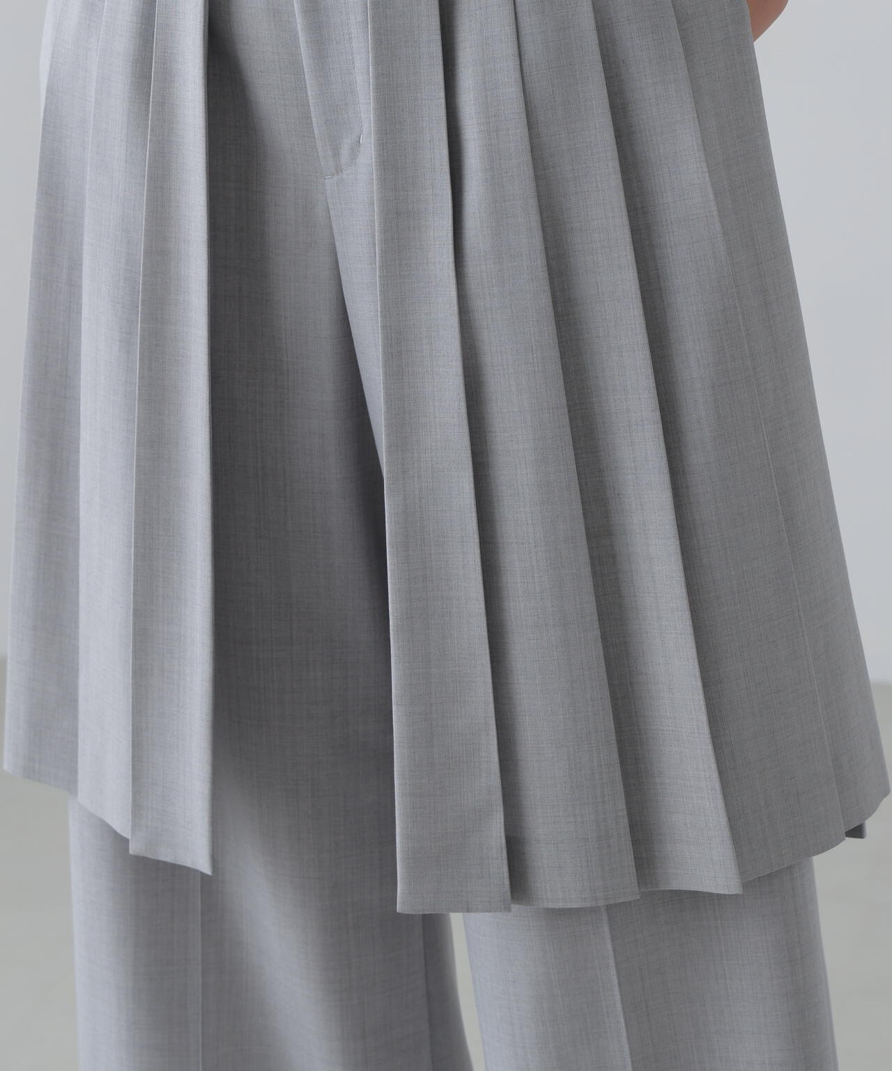 スマートトロピカルパンツ