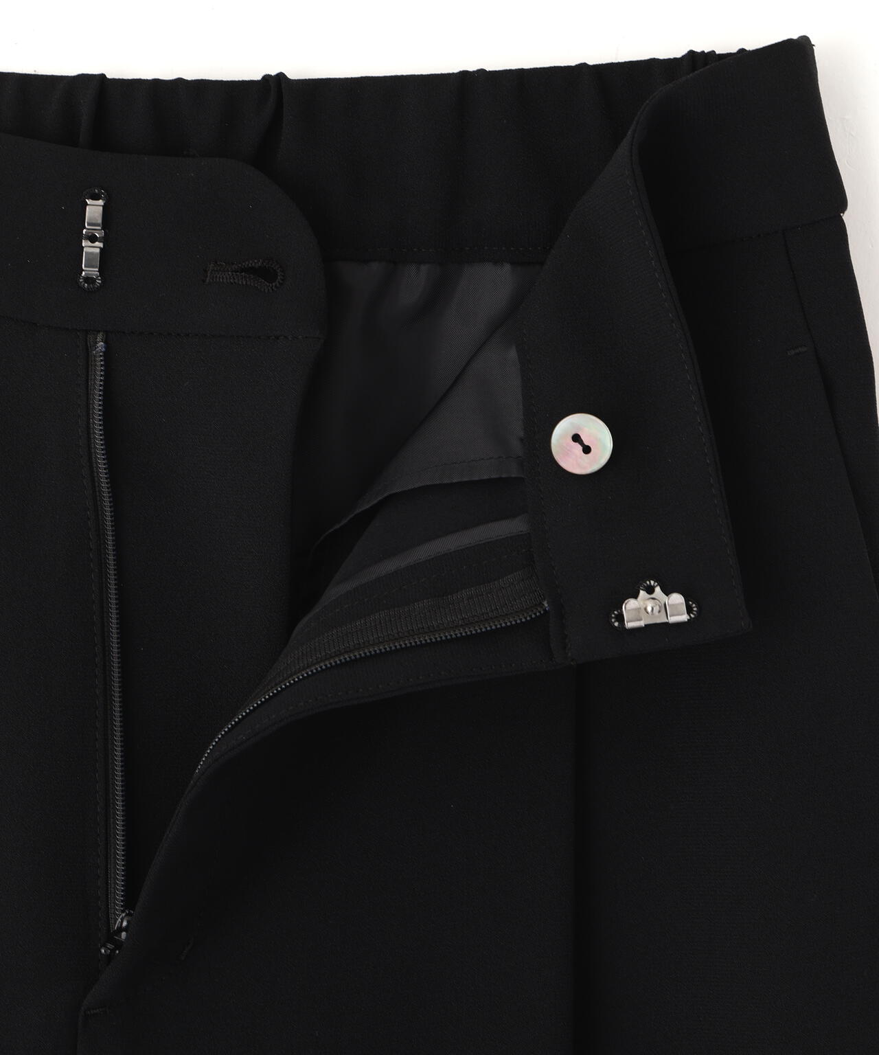 バックサテンジョーゼットパンツ