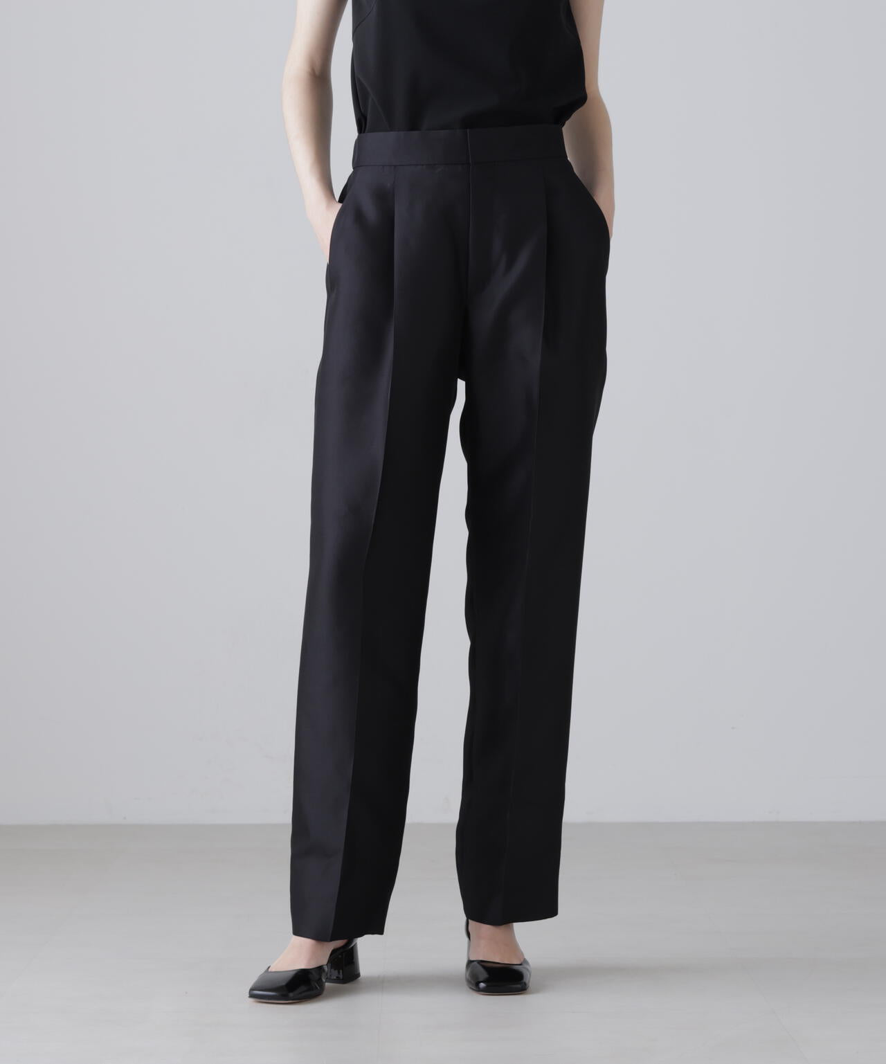 <BLACK LABEL>シルクダブルクロスパンツ