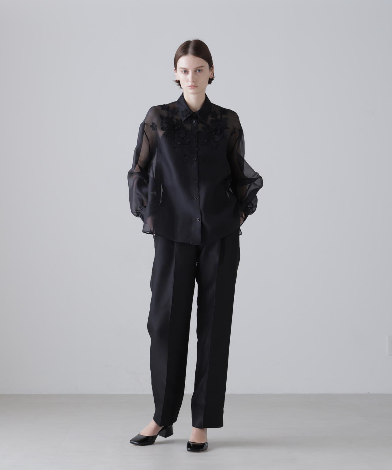 <BLACK LABEL>シルクダブルクロスパンツ