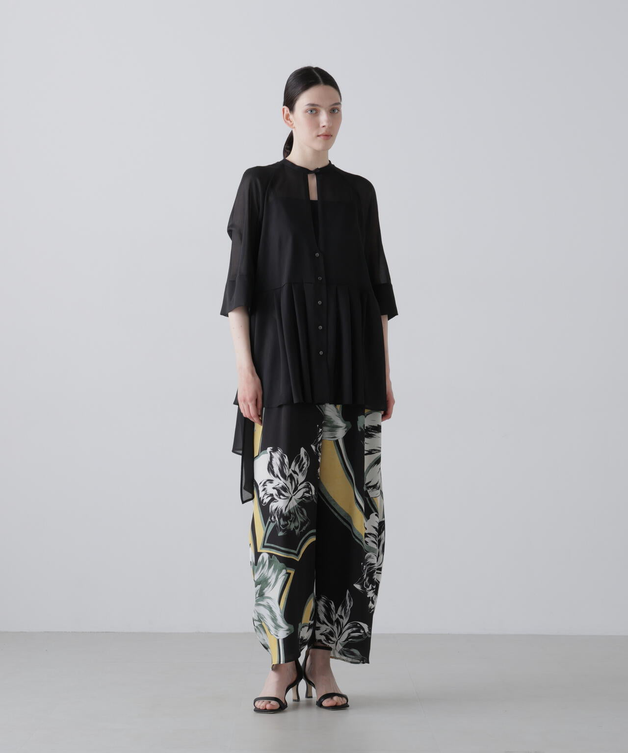 176cm B:80 W:60 H:88 着用サイズ:38