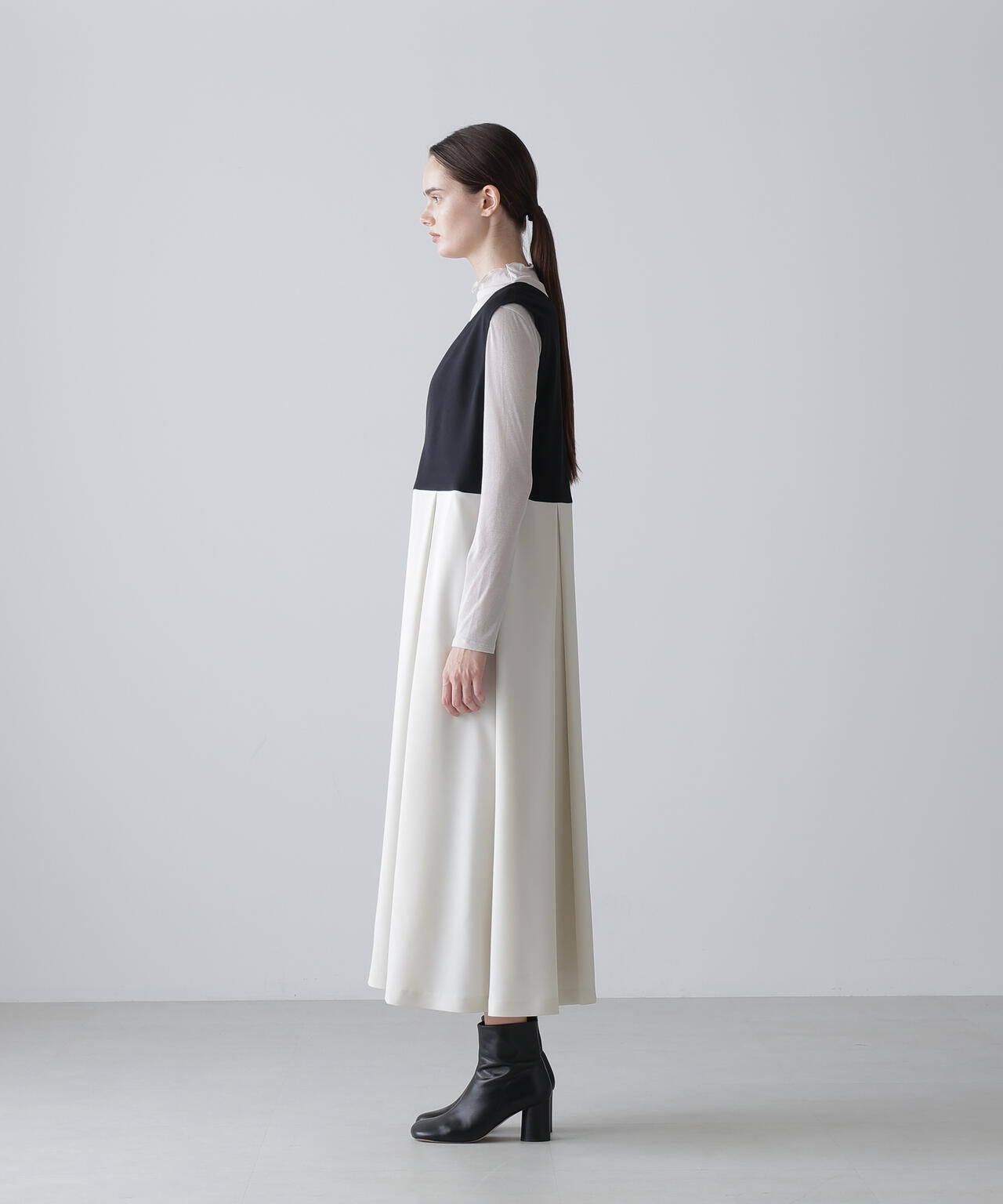 トリプルツイストワンピース