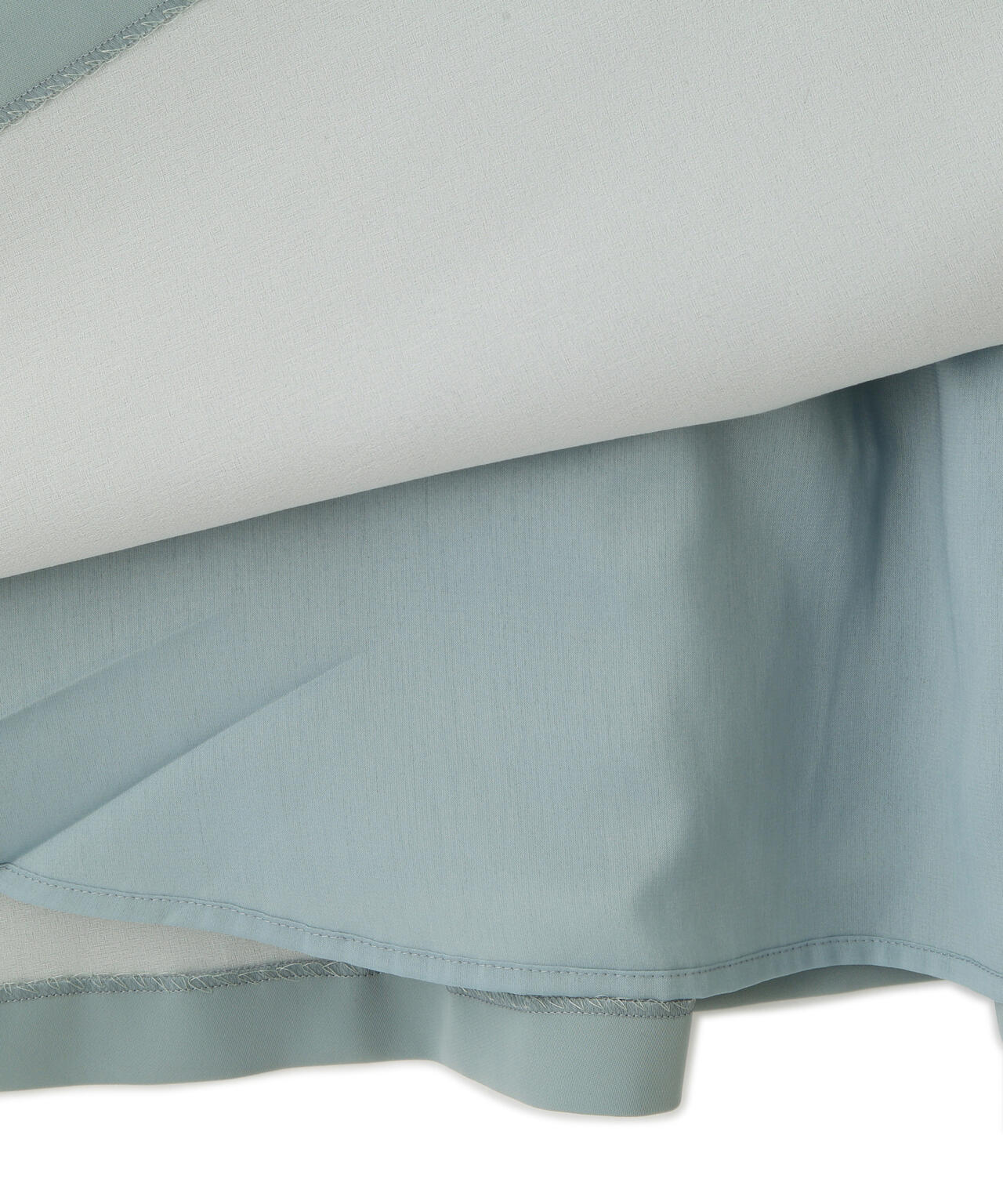 パウダリーダブルサテンワンピース