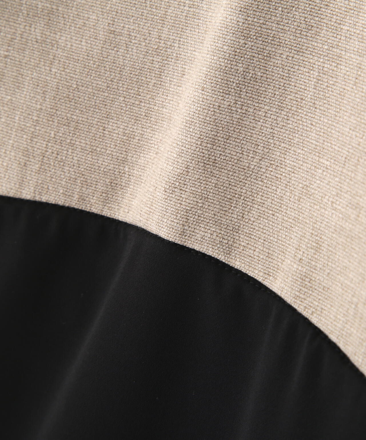 デュアルクロスワンピース