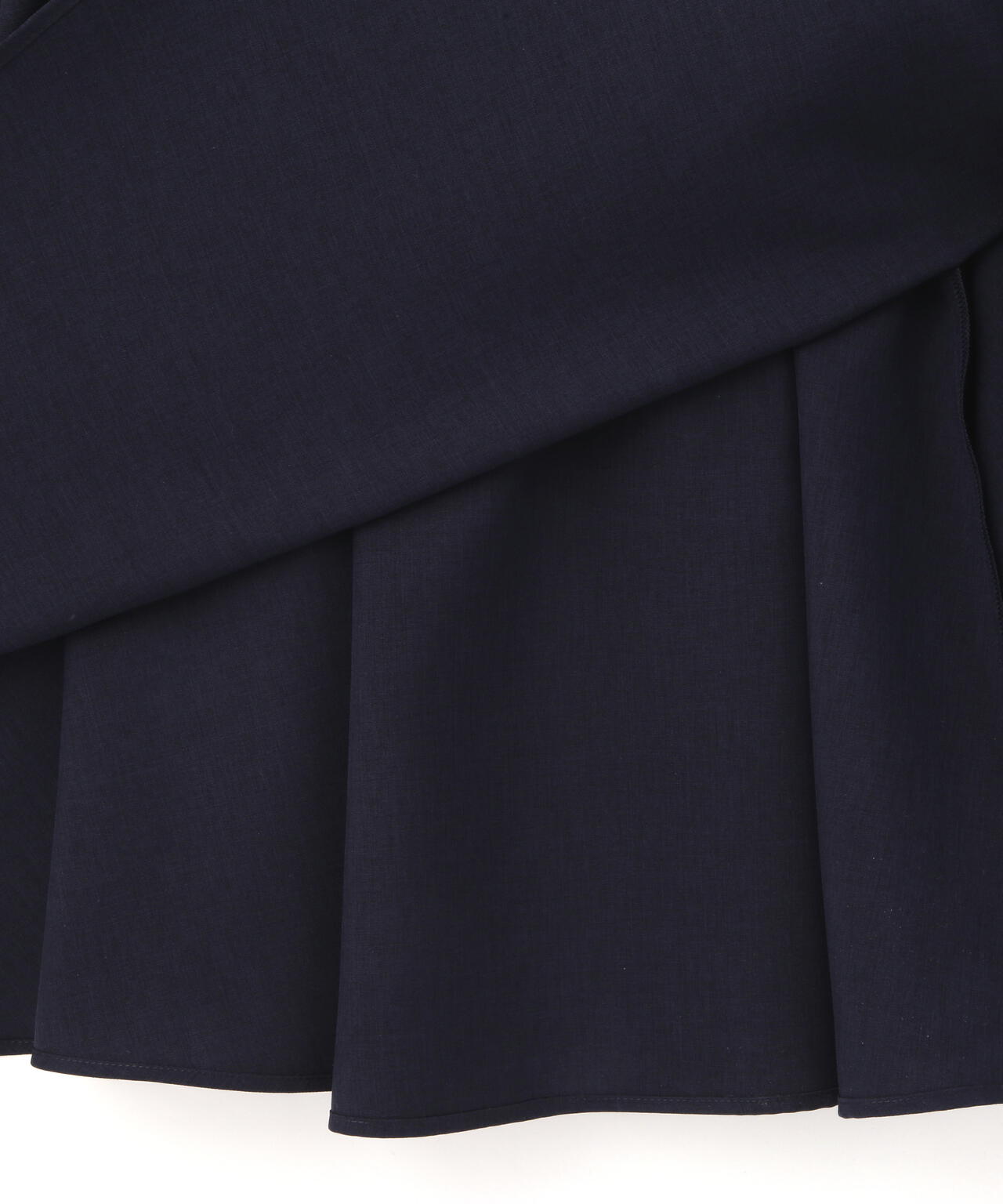 ファンクショナルプレーンクロスワンピース