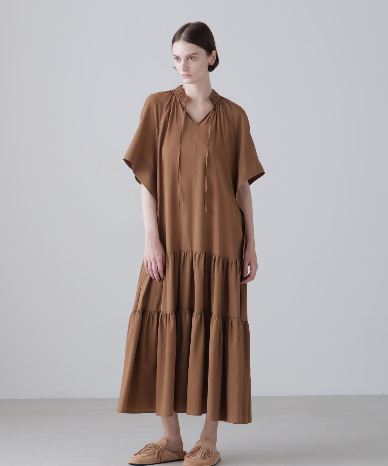 身長177cm B79 W62 H88 着用サイズ:38