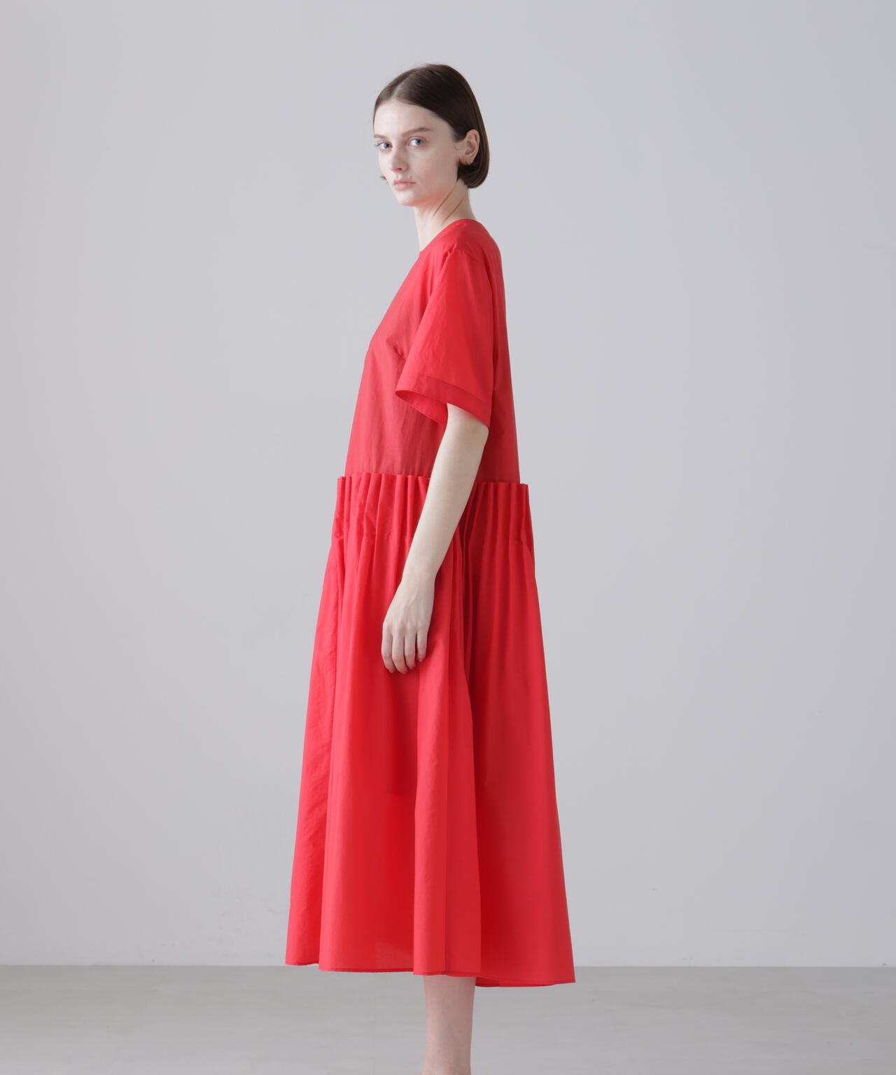 身長177cm B79 W62 H88 着用サイズ:38