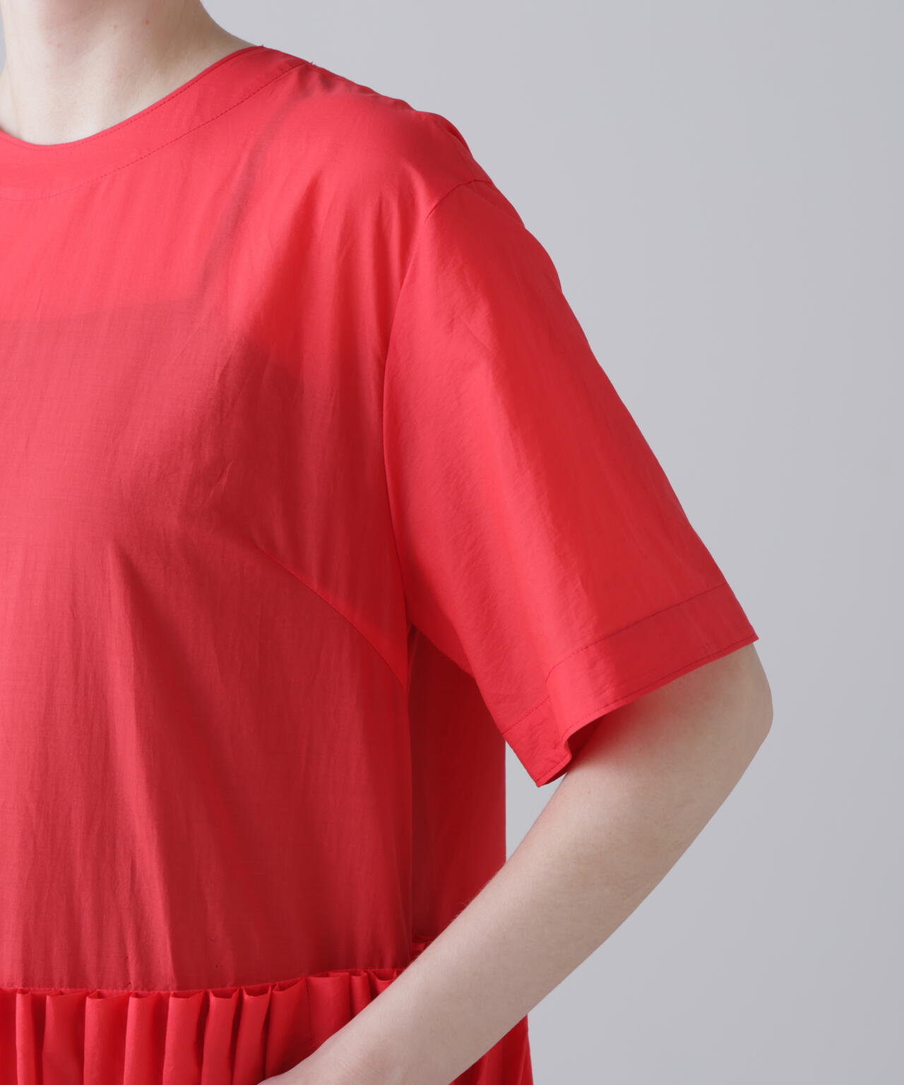 身長177cm B79 W62 H88 着用サイズ:38