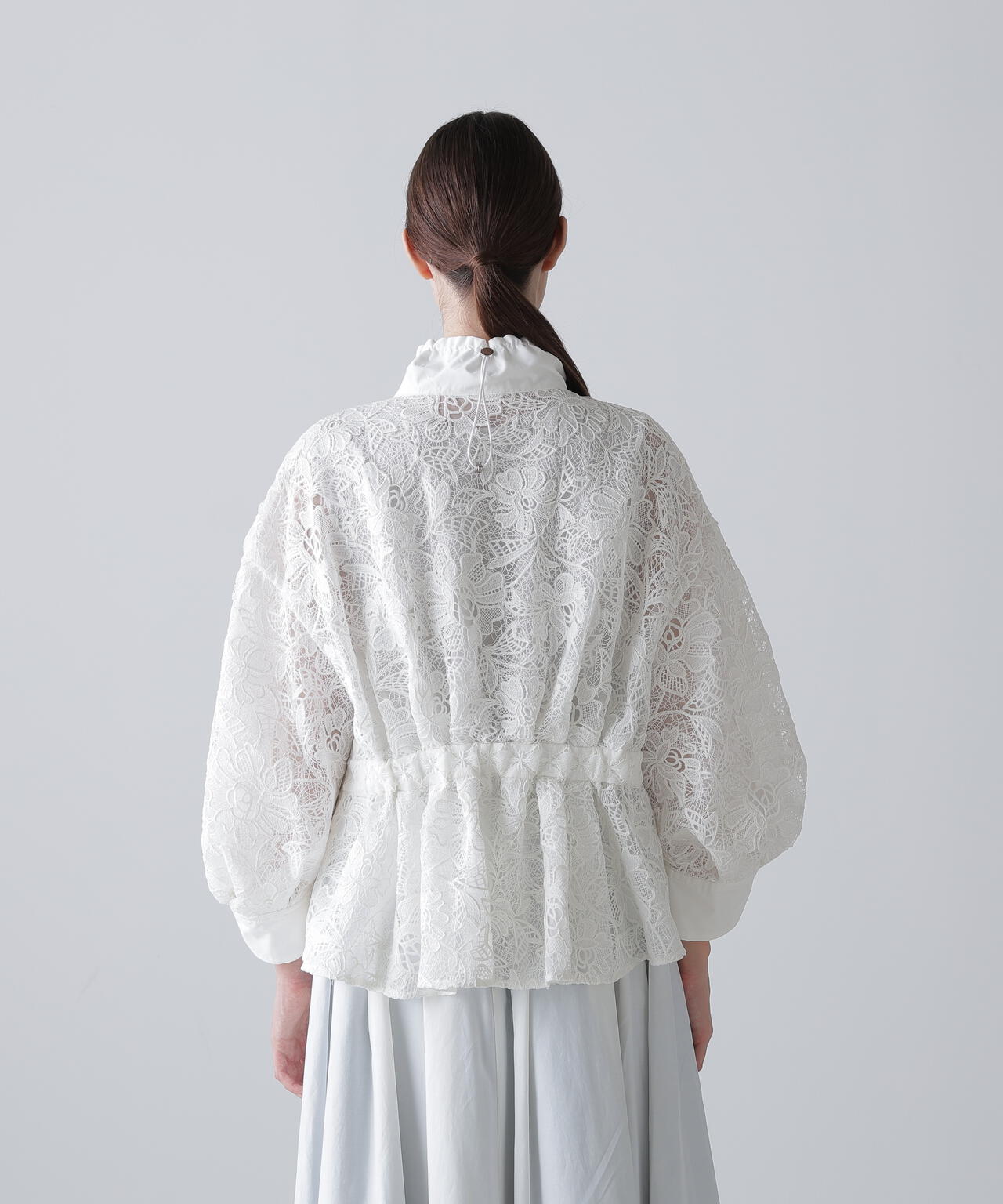 ナイロンダンプ×レースブルゾン