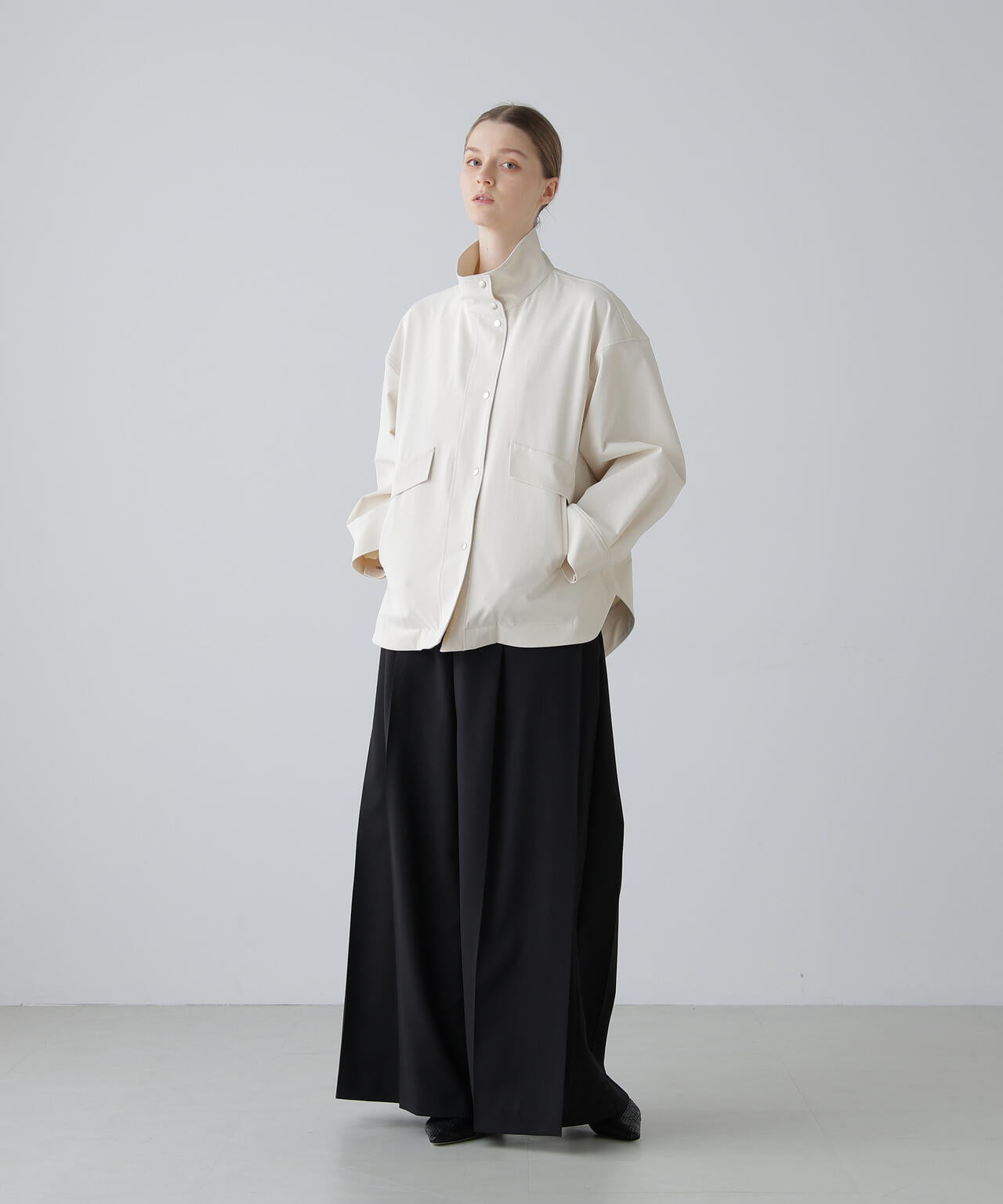 ペーパーライクストレッチジャケット