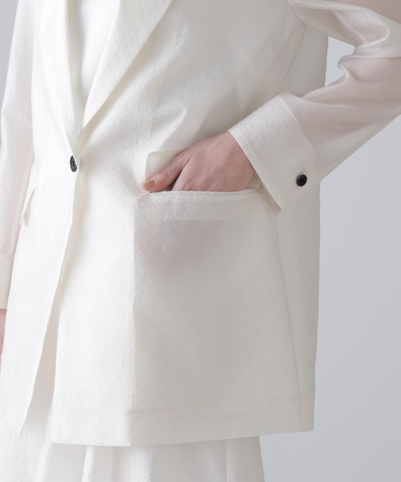 シルキーオーガンザジャケット