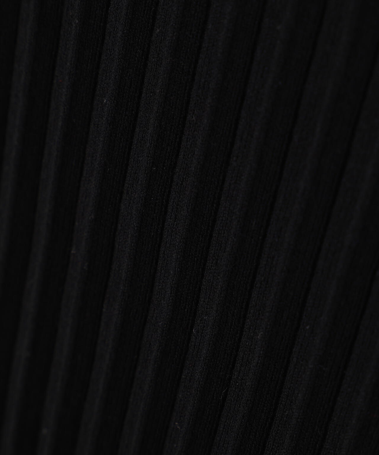 トタンプリーツニット