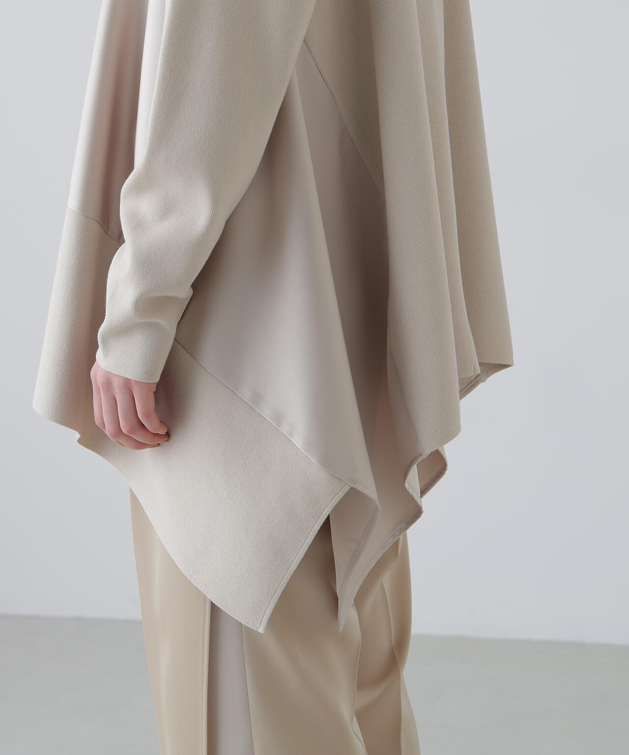 サテンコンビニット