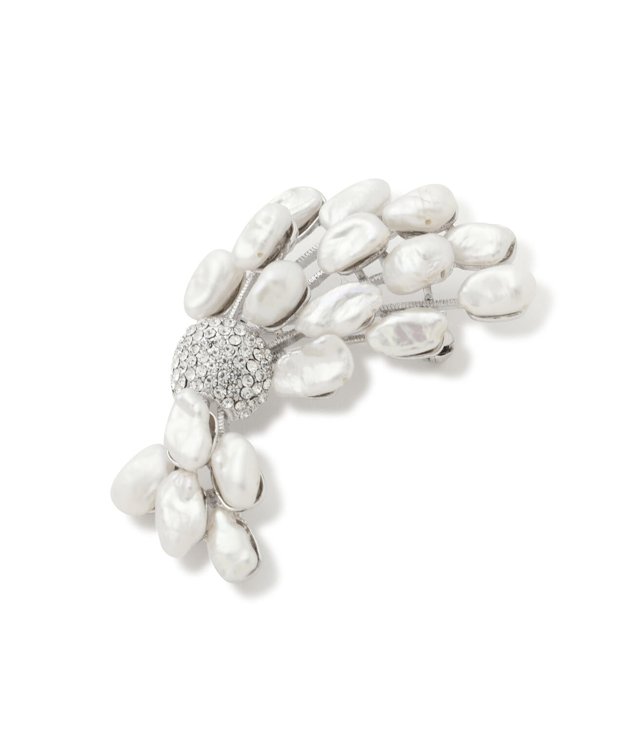 デコラティブブローチ