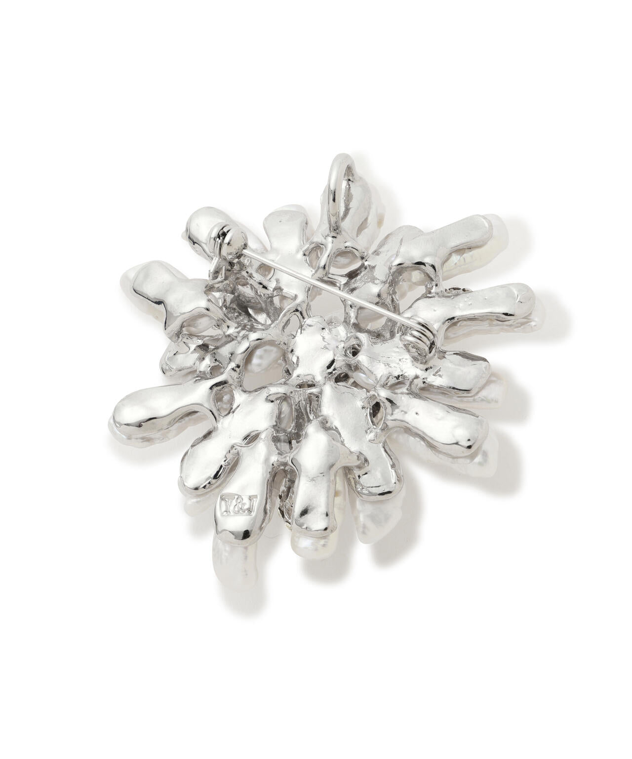 デコラティブブローチ