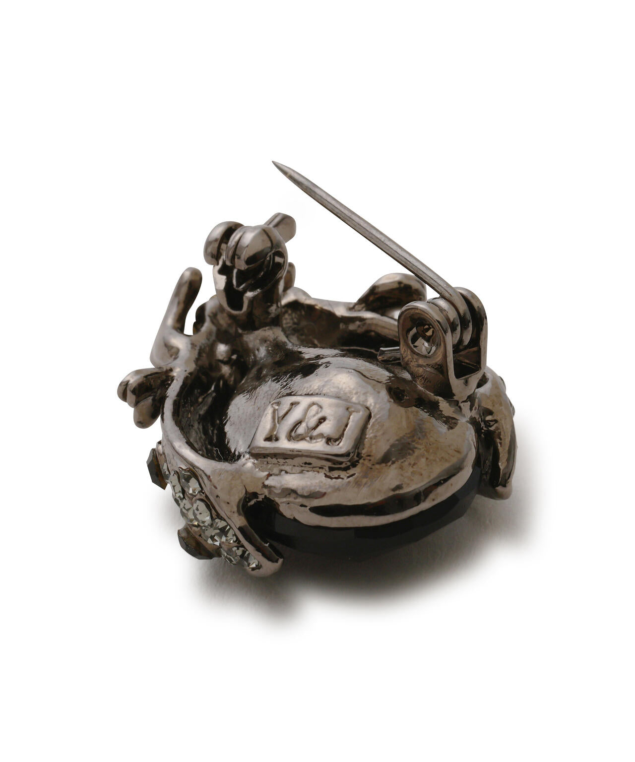 デコラティブブローチ