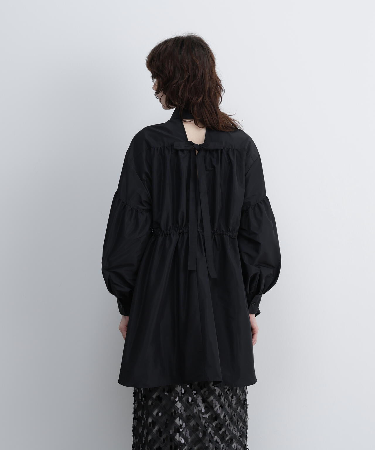 <UNiPH>スパークルタフタブラウス