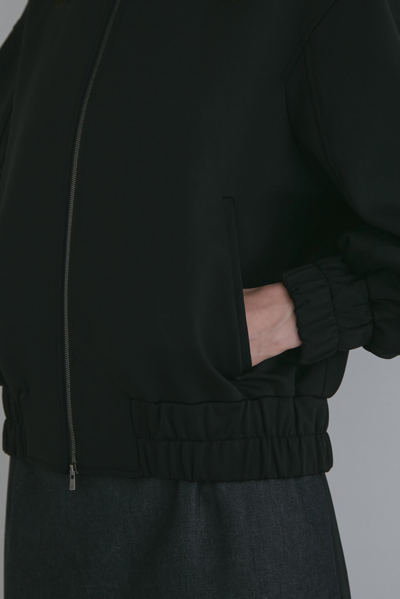 ハイストレッチツイルブルゾン