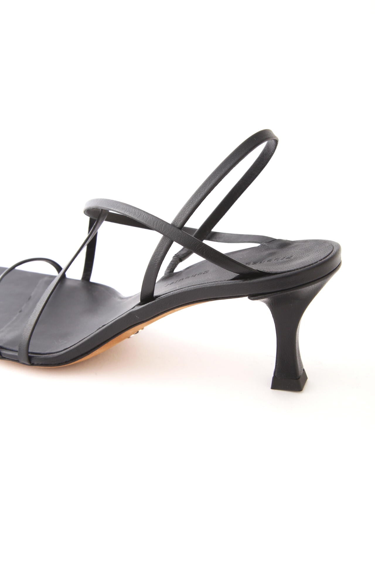 36443975-a737-5a27-8f33-6fd5961894f6_Image