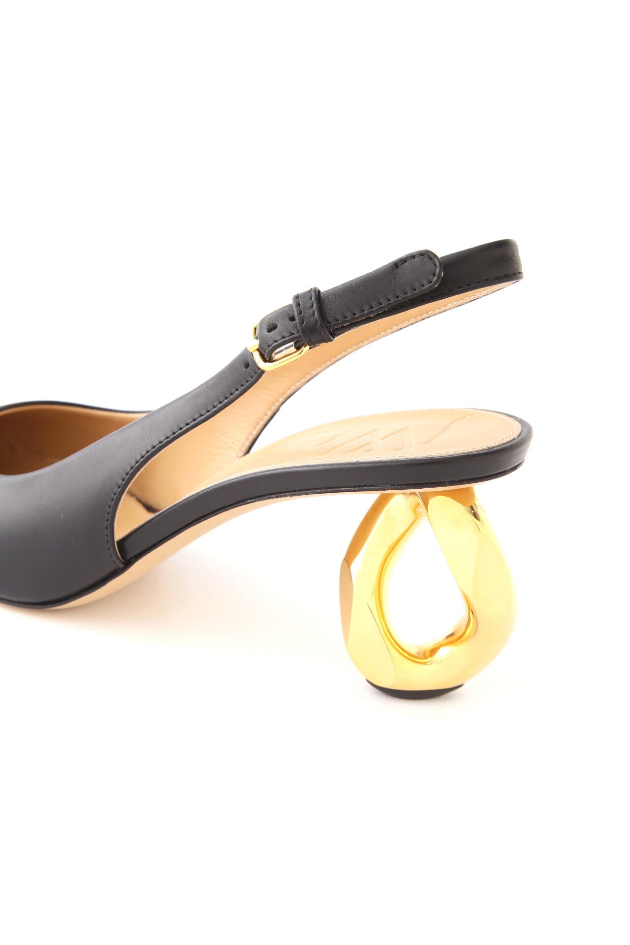 【J.W. ANDERSON / J.W.アンダーソン】パンプス