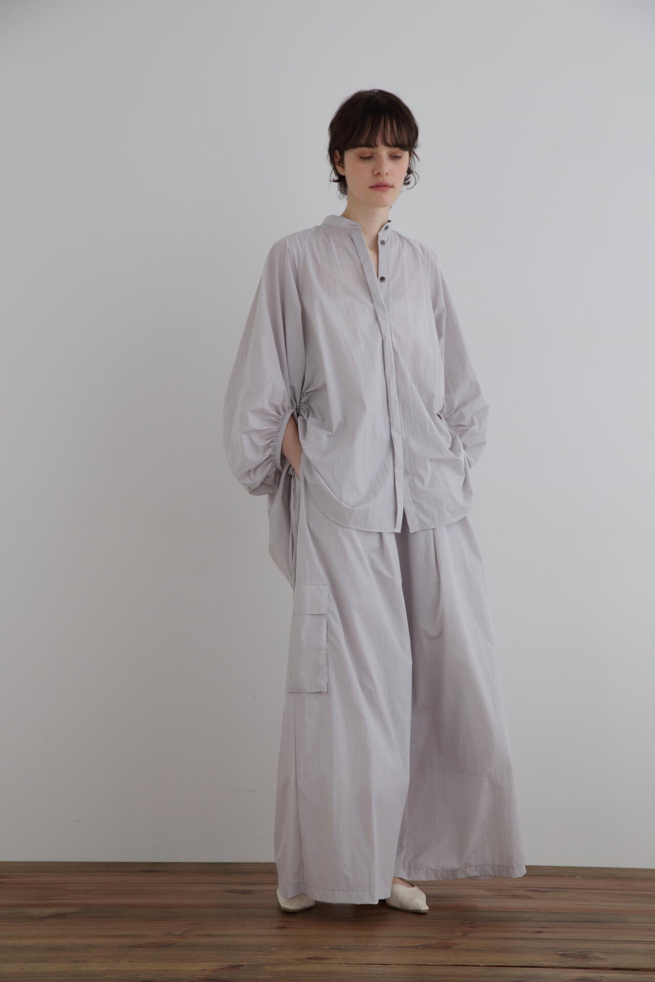 ライトナイロンワイドパンツ