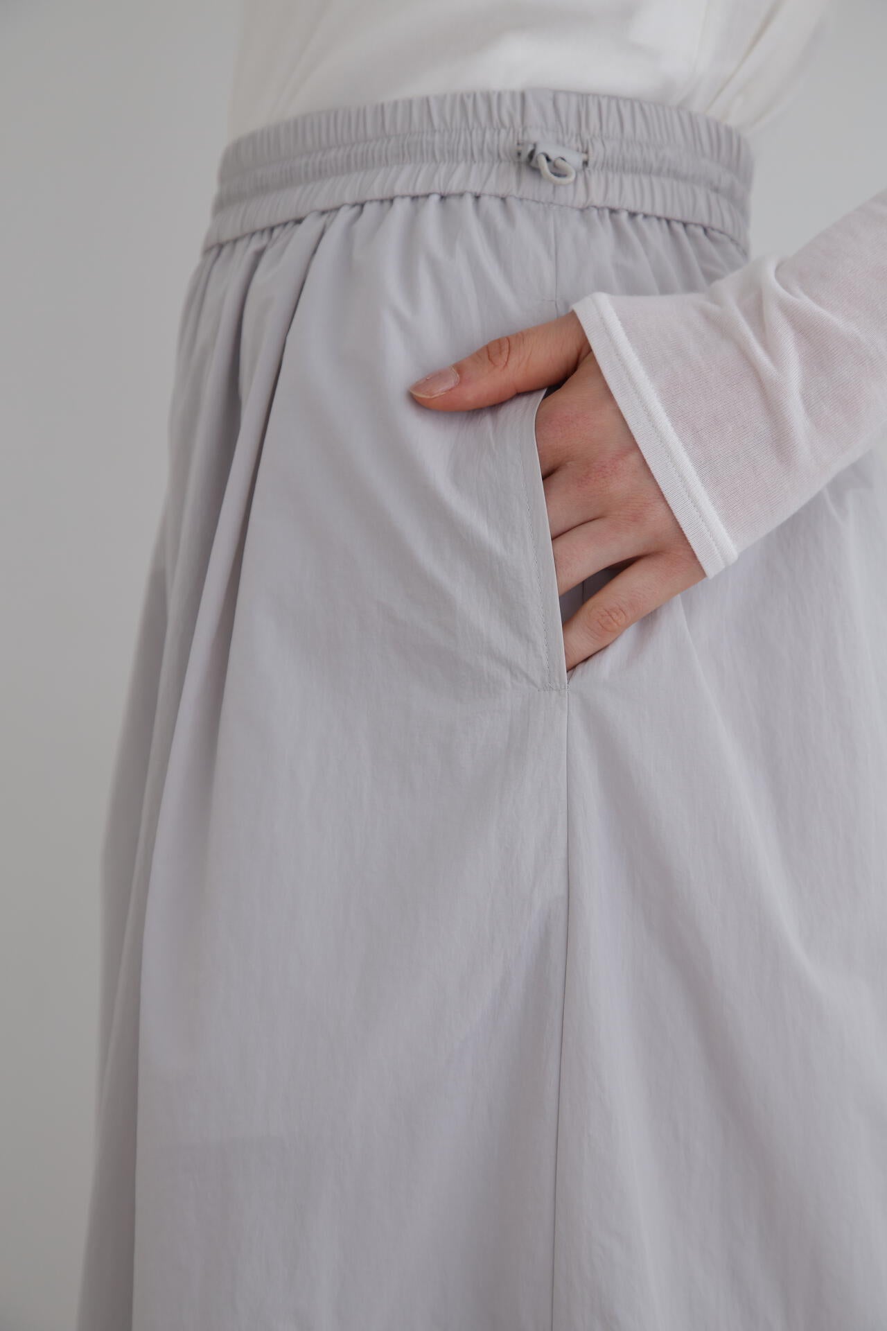 ライトナイロンワイドパンツ