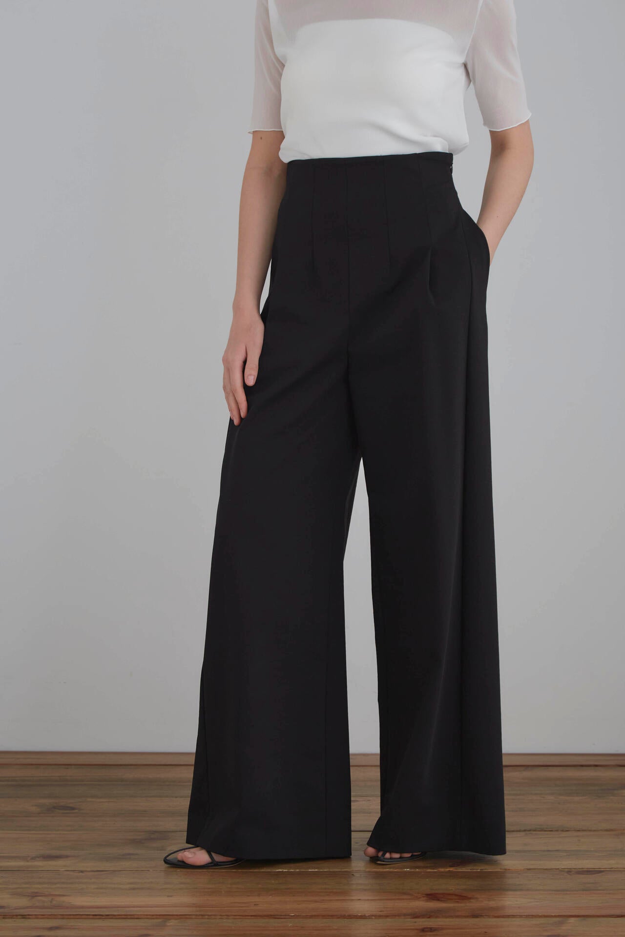 6821b3d4-550b-5b48-ab5a-3b0e5e43530f_Image