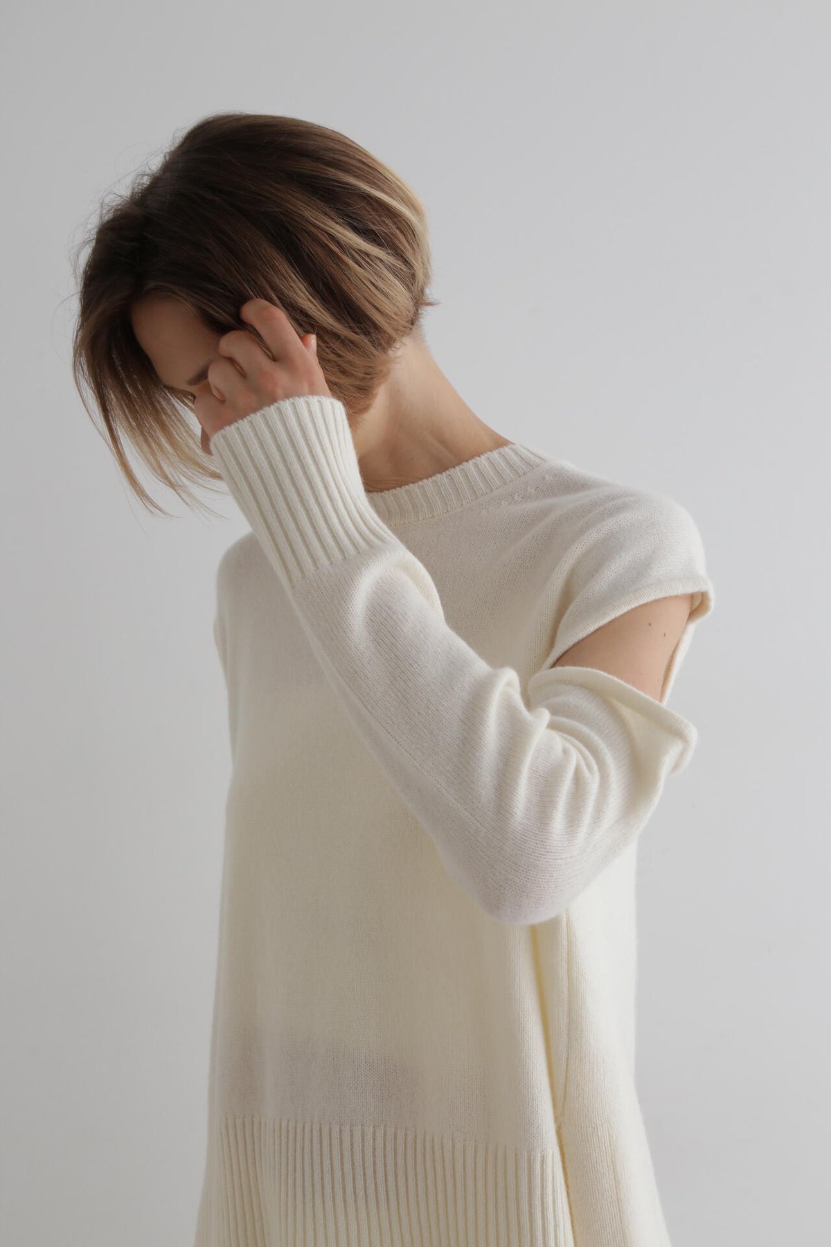 ウールカシミアスリットニット