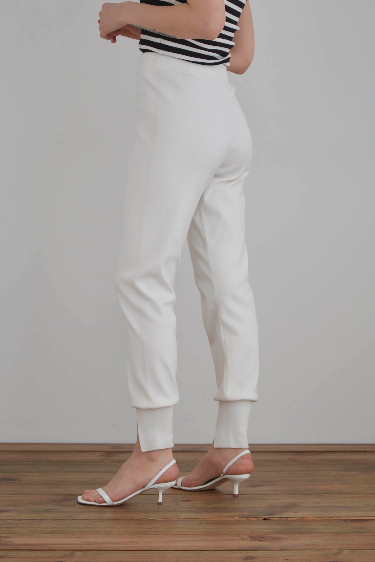 300ba29f-a7bb-58bb-af0a-e8a84de05309_Image