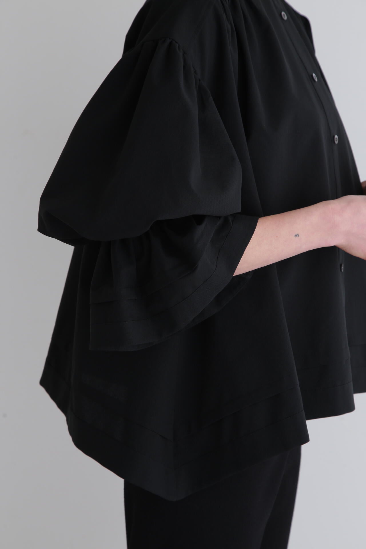 COOL DOTS キャンディースリーブブラウス