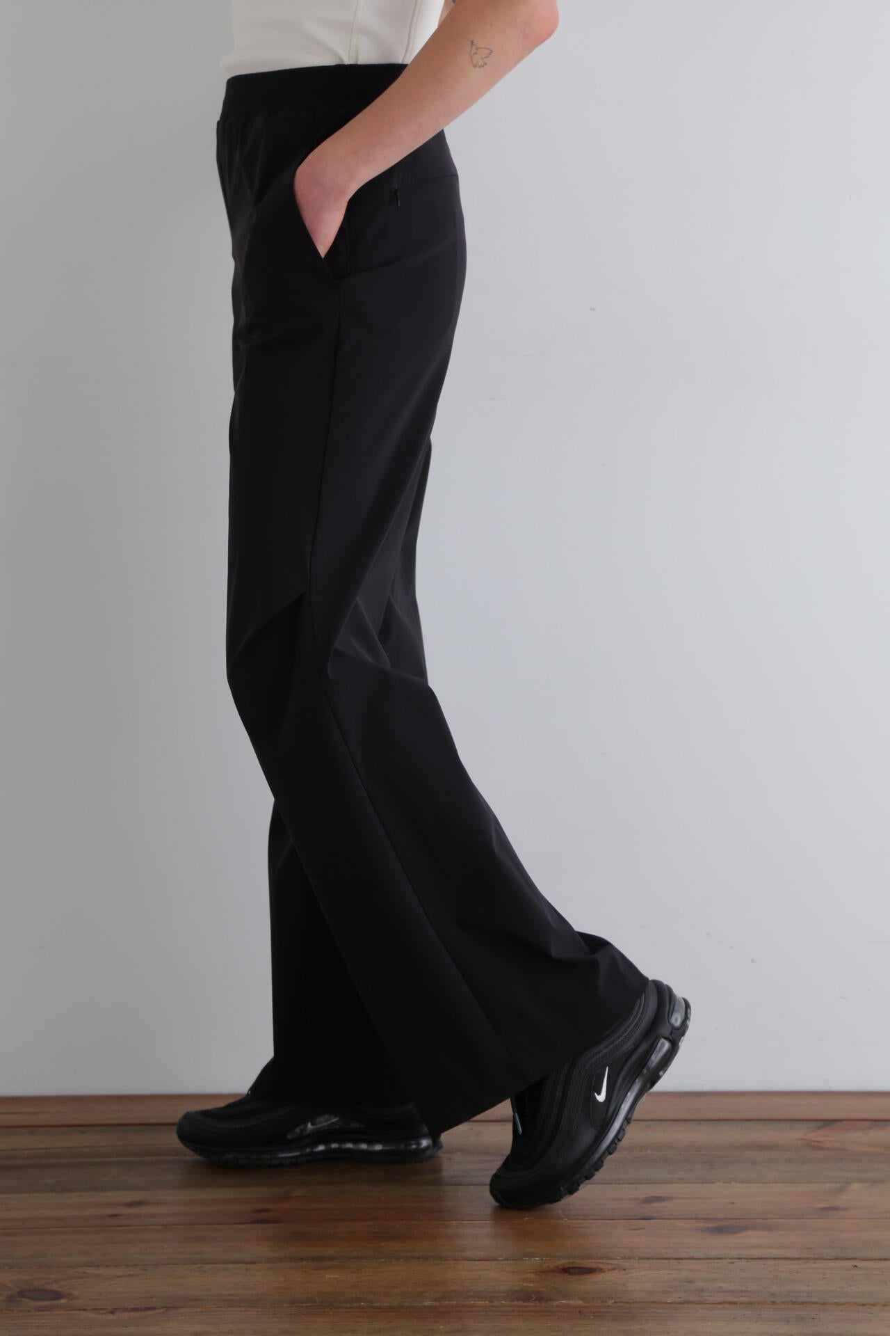 6108aeaf-5055-549b-a365-2a965d46a8b4_Image