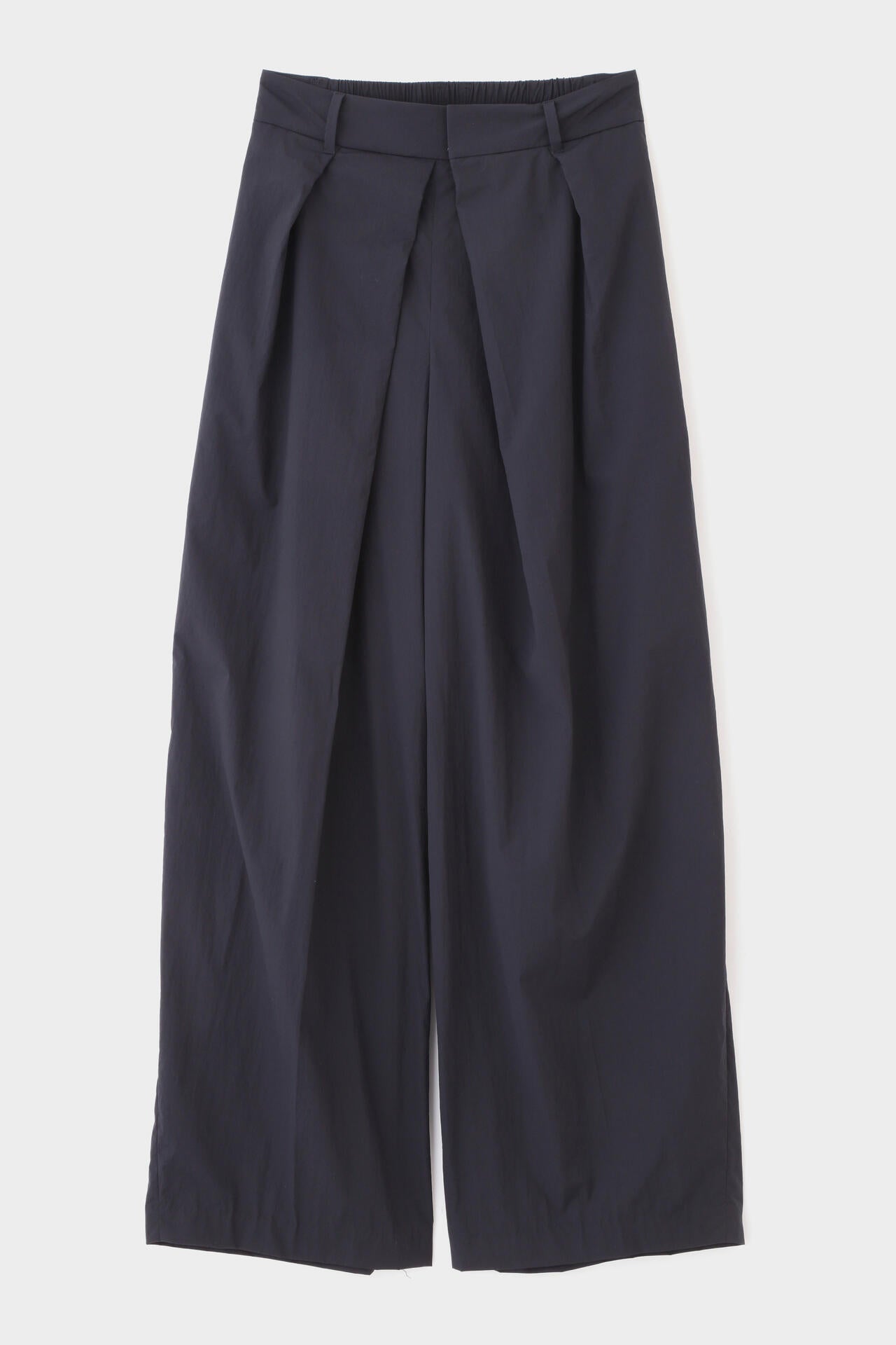 クリスピーナイロンパンツ