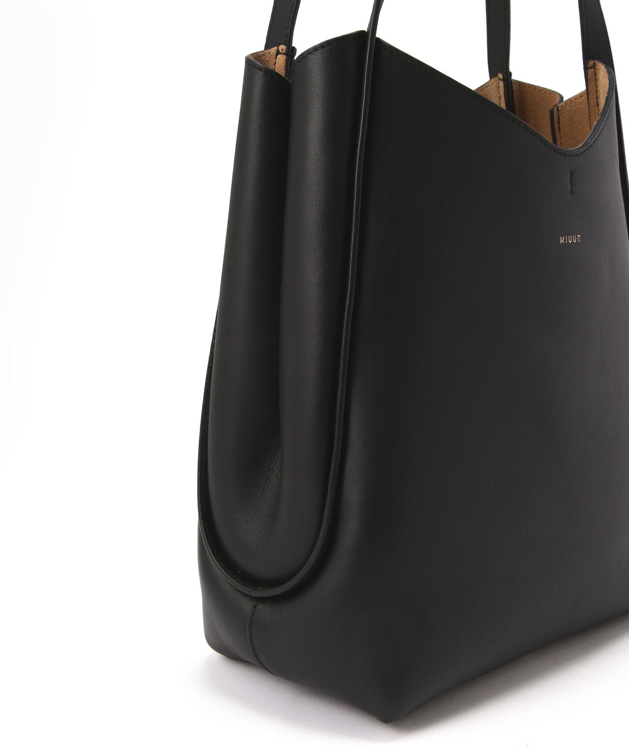 f539ac1a-e3a1-5899-9f45-3b8318bc0a0a_Image