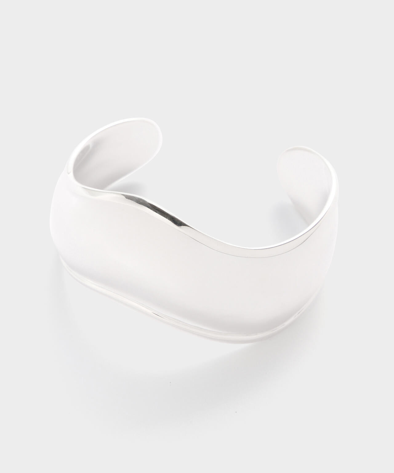 【JAMIRAY / ジャミレイ】WAVY SILVER BANGLE