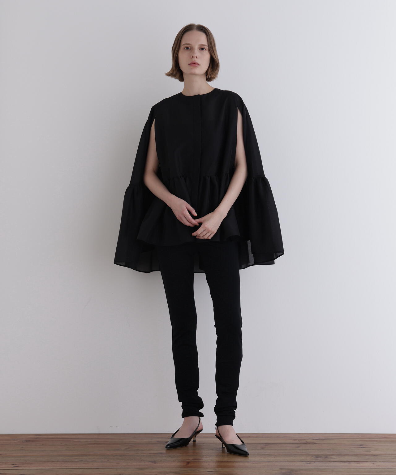シアーオーガンジーケープブラウス
