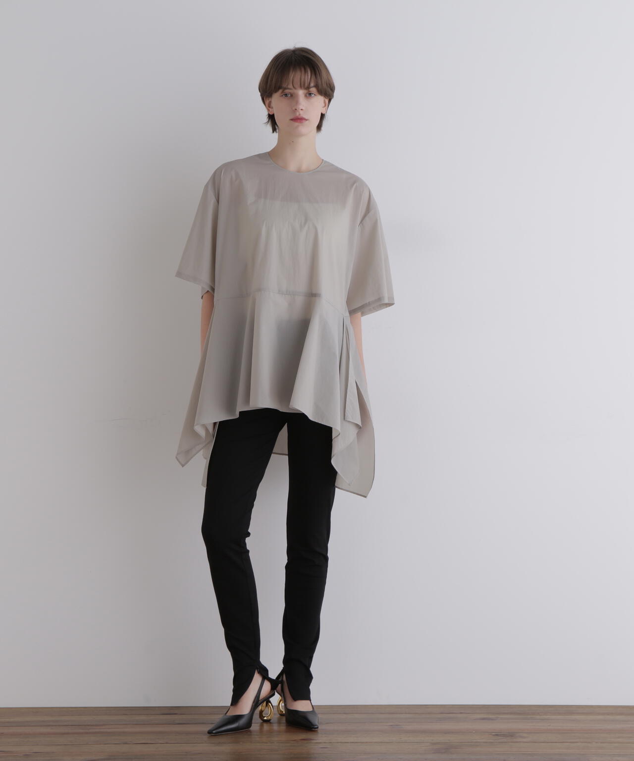 ナイロンストレッチブラウス