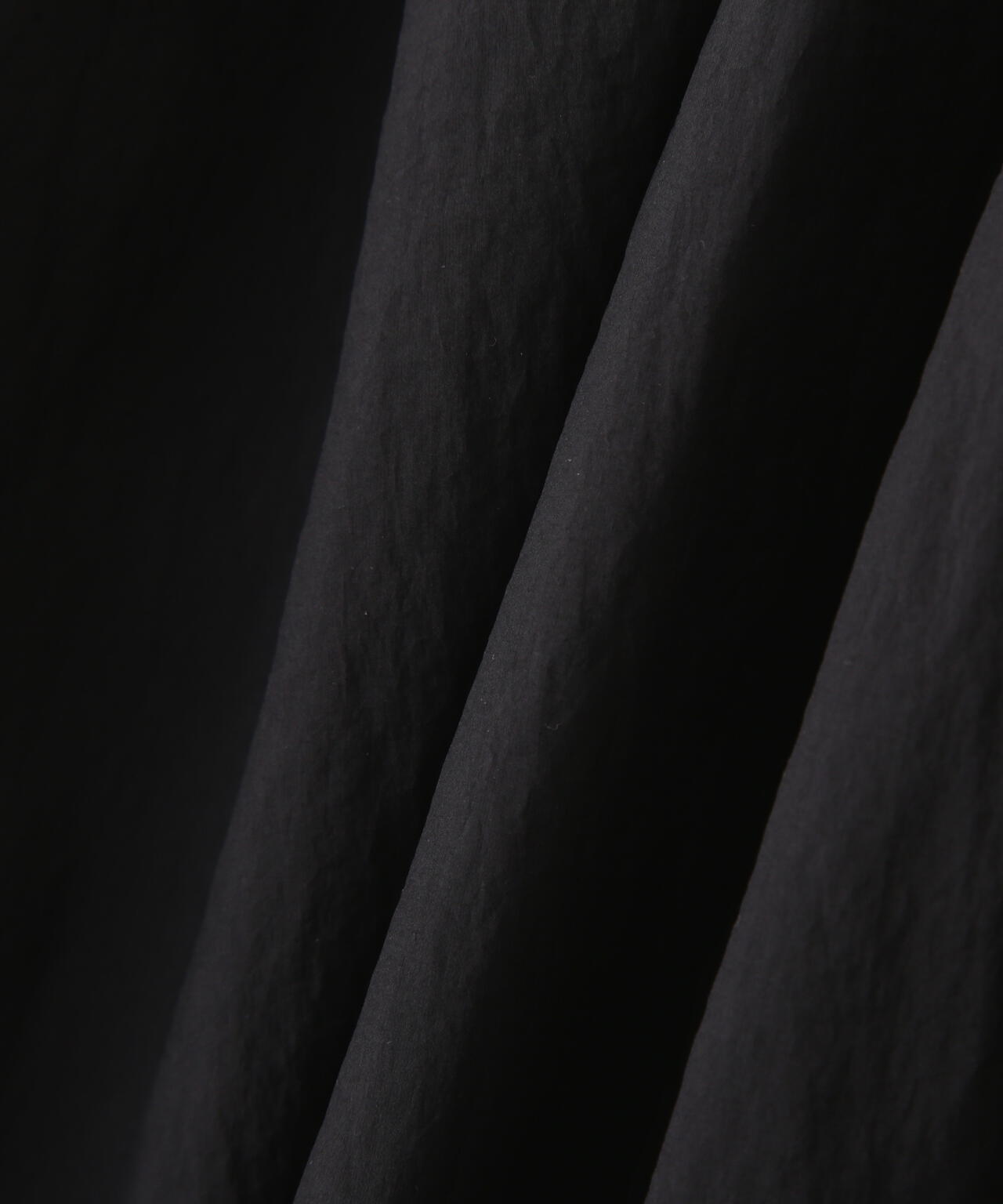 エアリーナイロンブラウス