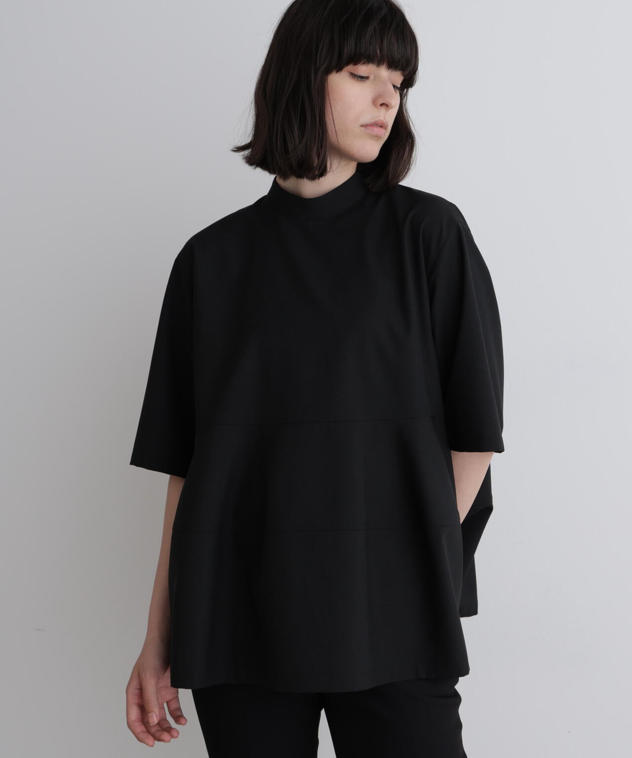 ドライウールハーフスリーブブラウス