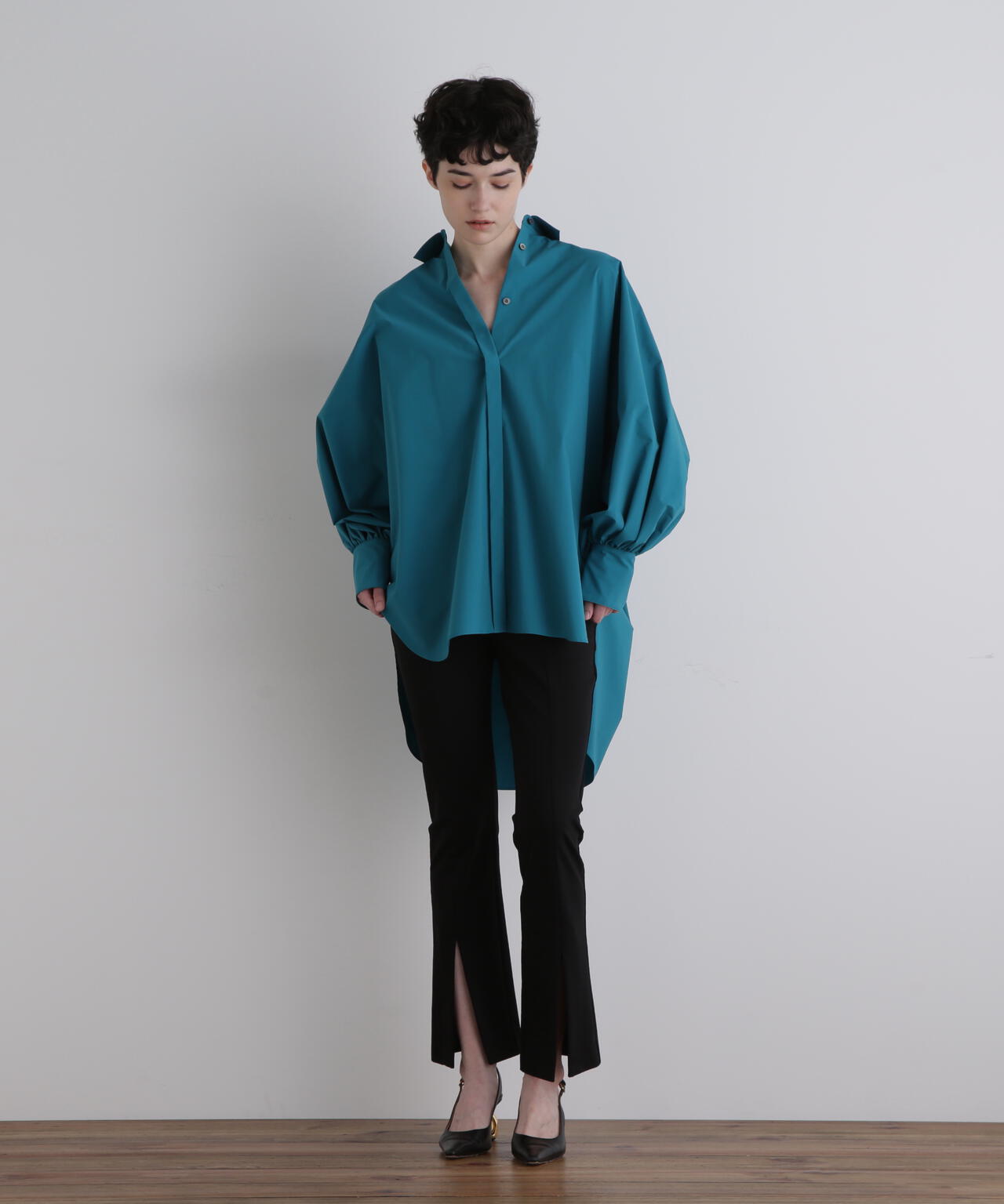 SOLOTEXブロードバックギャザーブラウス