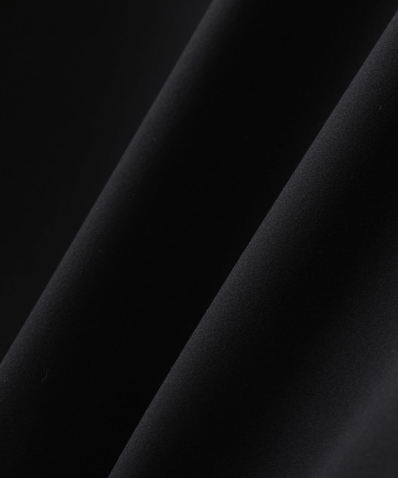 SOLOTEXブロードスカラップフレアスリーブブラウス