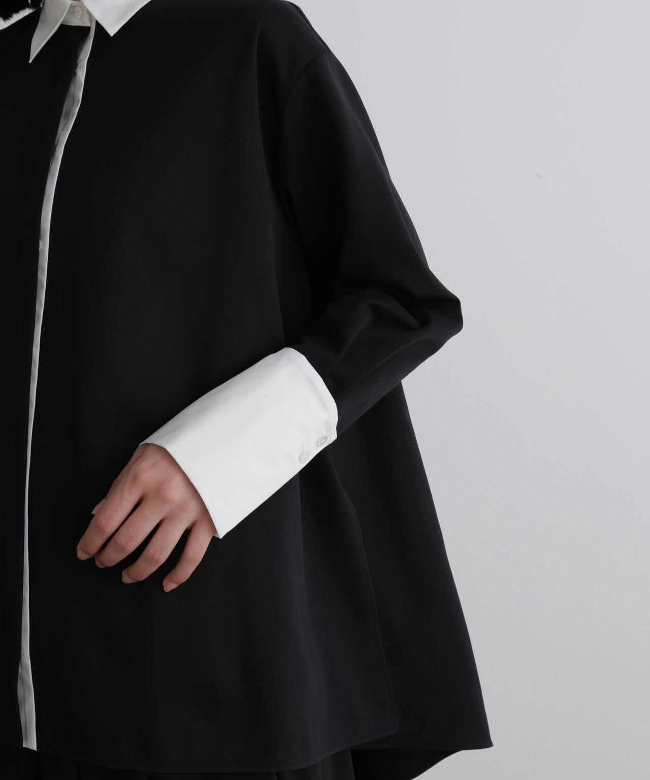 バイカラーテントブラウス