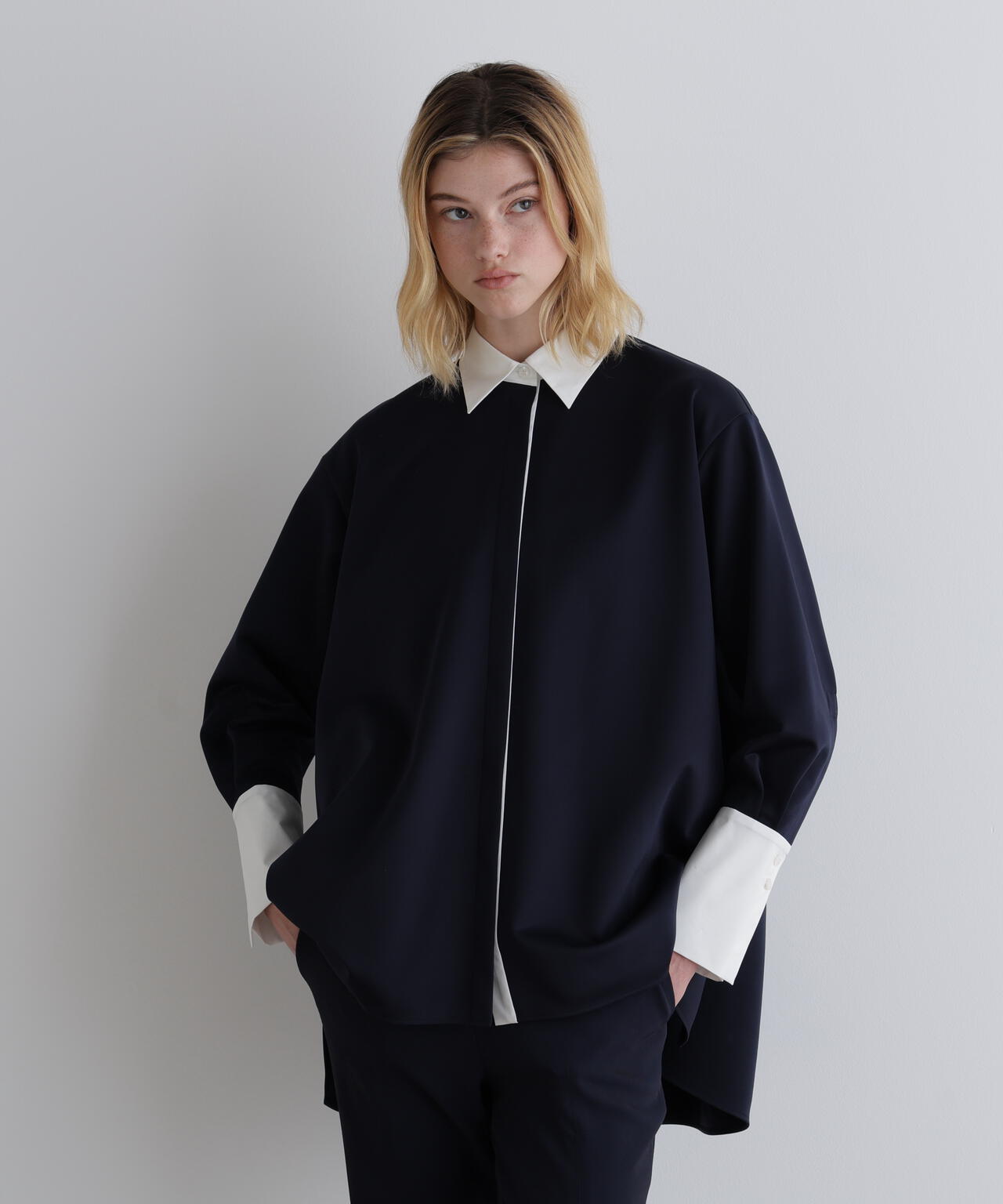 バイカラーテントブラウス