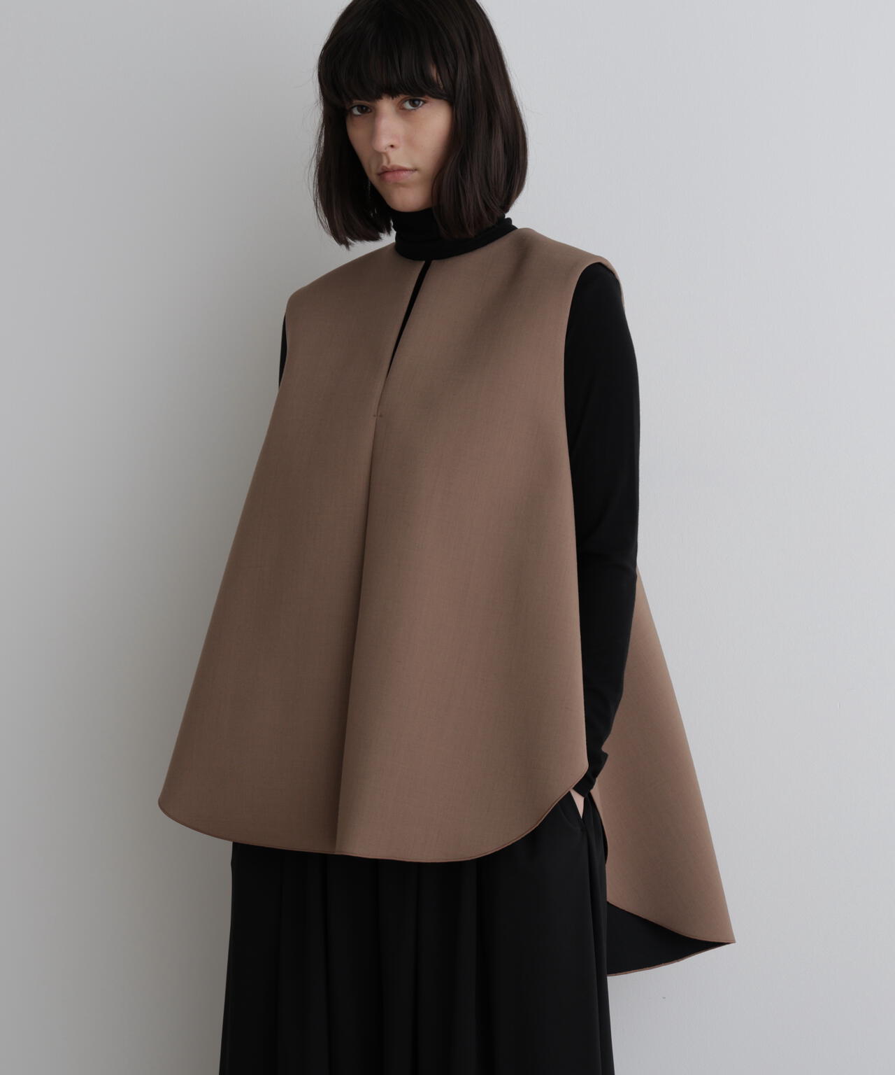 ライトボンディングノースリーブジレブラウス