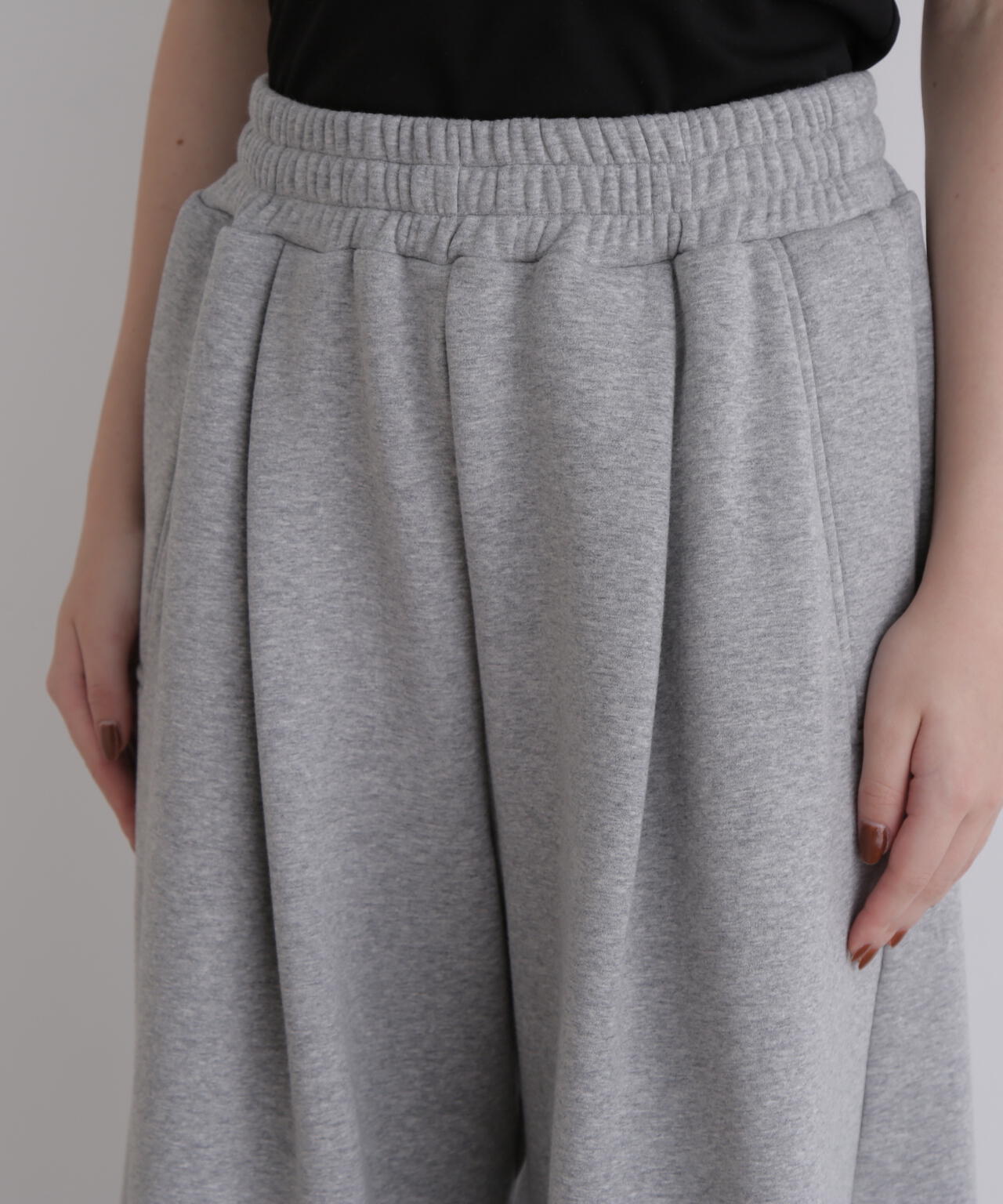 《LE PHIL SPORTS》バック裏毛パンツ