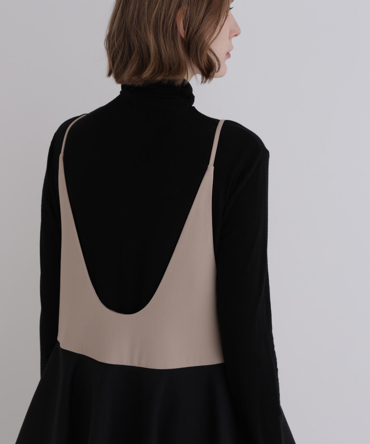 ライトダブルクロスペプラムキャミワンピース